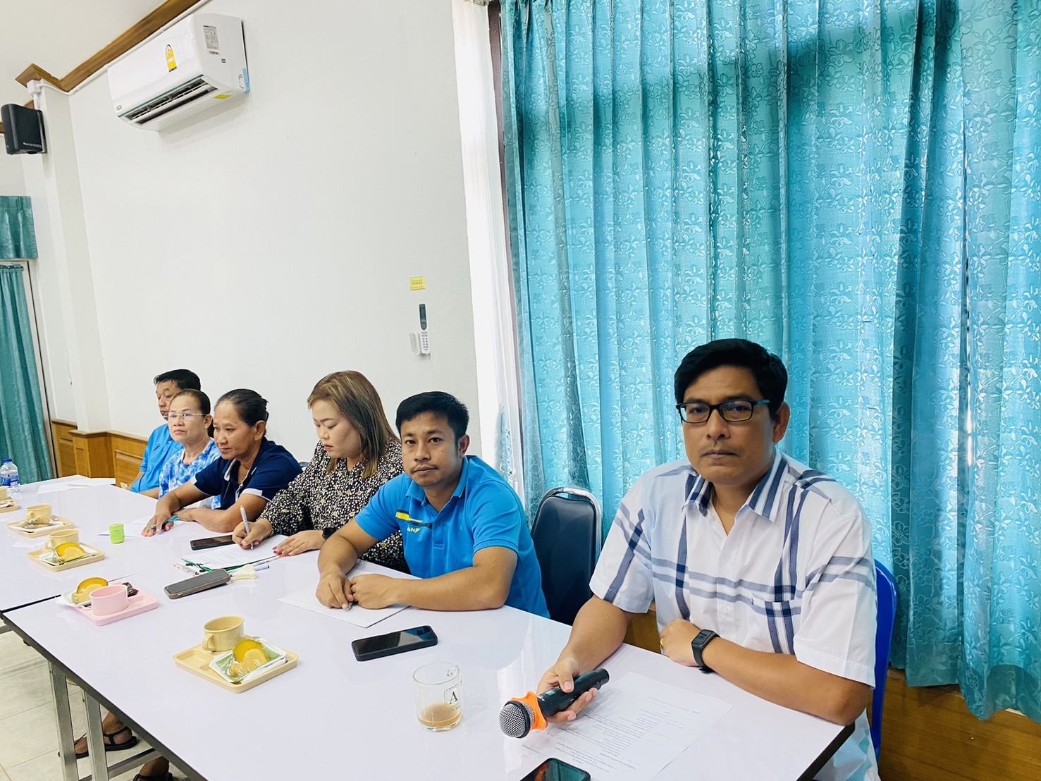 วันศุกร์ที่ 22 มีนาคม  2567 เวลา 09.00 น.นายอภิชาติ สวัสดี นายกเทศมนตรีตำบลเคียนซา เป็นประธานเปิดการประชุมโครงการจัดงานประเพณีวันสงกรานต์และวันผู้สูงอายุประจำปี 2567 ซึ่งจะจัดขึ้นในวันเสาร์ที่ 13 เมษายน 2567 
โดยมี คณะผู้บริหาร สมาชิกสภา  หัวหน้าส่วนราชการ ผู้นำชุมชน คณะกรรมการชุมชนกะพ้อจันทน์ คณะกรรมการชุมชนในบ้านร่วมใจ และเจ้าหน้าที่ที่เกี่ยวข้อง เข้าร่วมประชุมในครั้งนี้ ณ  ห้องประชุมจันทน์กะพ้อ เทศบาลตำบลเคียนซา