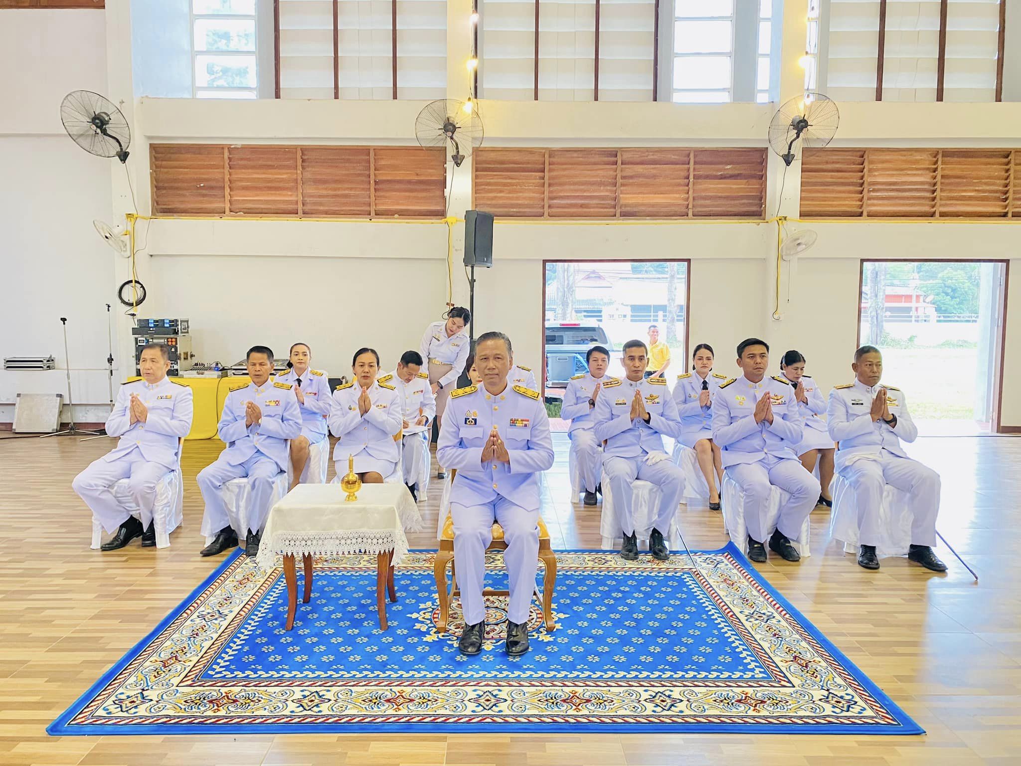 วันอาทิตย์ที่ 28 กรกฎาคม 2567 นายอภิชาติ สวัสดี นายกเทศมนตรีตำบลเคียนซา พร้อมคณะผู้บริหาร พนักงาน พนักงานจ้าง เทศบาลตำบลเคียนซา เข้าร่วมกิจกรรมเฉลิมพระเกียรติพระบาทสมเด็จพระเจ้าอยู่หัว เนื่องในโอกาสวันเฉลิมพระชนมพรรษา 28 กรกฎาคม 2567 
เวลา  07.00 น. พิธีเจริญพระพุทธมนต์และพิธีทำบุญตักบาตร พระสงฆ์จำนวน 10 รูป ถวายพระราชกุศล
เวลา  17.30 น.พิธีถวายเครื่องราชสักการะและวางพานพุ่ม
เวลา  19.19 น.พิธีจุดเทียนถวายพระพรชัยมงคล
โดยนายสันติ บุญรอด นายอำเภอเคียนซา เป็นประธานในพิธี ณ ศาลาประชาคมอำเภอเคียนซา