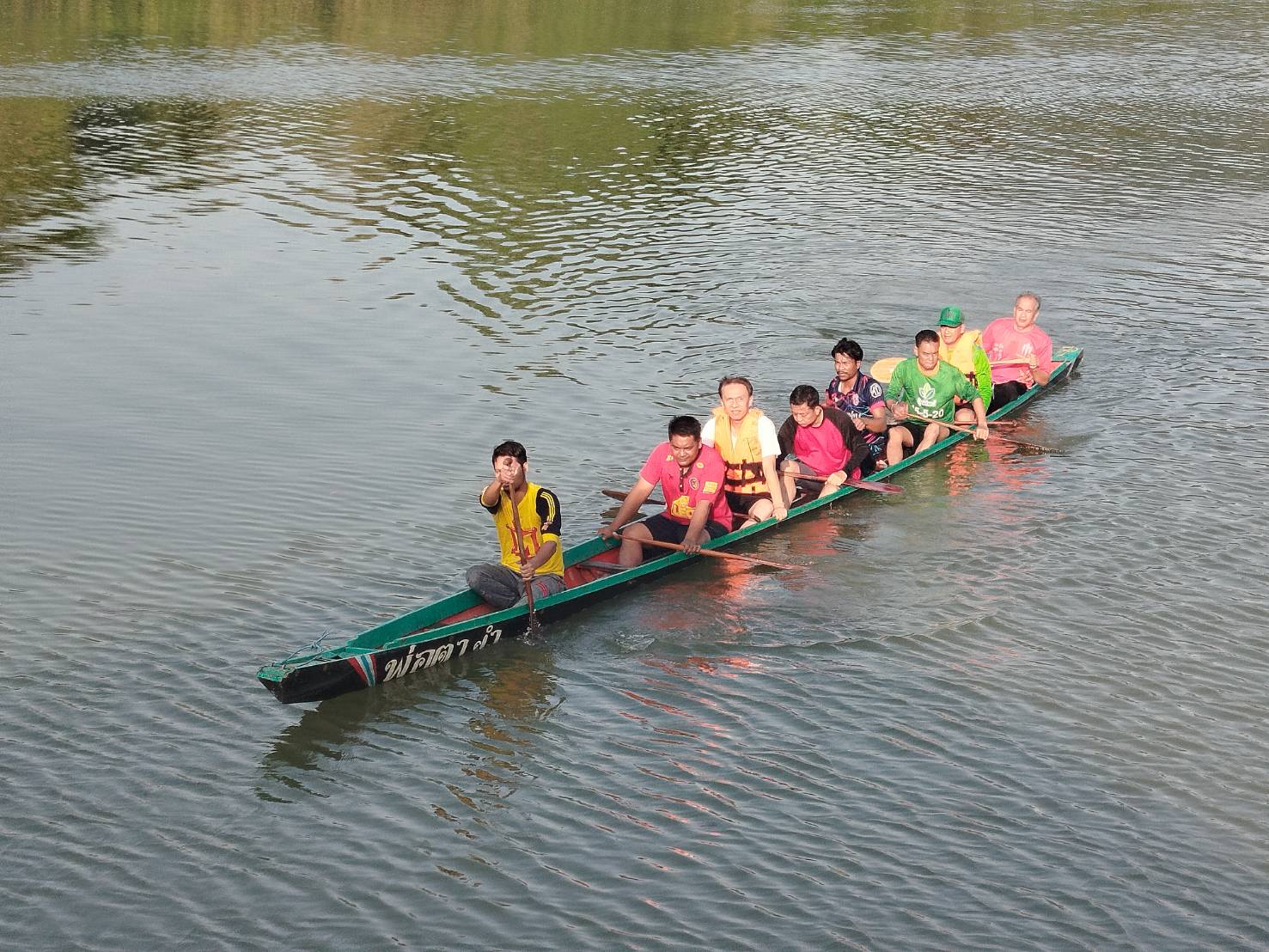 วันพุธที่ 5 กุมภาพันธ์ 2568 เวลา 17.00 น. เทศบาลตำบลเคียนซา โดยนายอภิชาติ สวัสดี นายกเทศมนตรีตำบลเคียนซา พร้อมด้วย คณะผู้บริหาร ประธานสภาเทศบาล  สมาชิกสภาเทศบาล หัวหน้าส่วนราชการ พนักงานเทศบาล และเจ้าหน้าที่ที่เกี่ยวข้อง ทำการฝึกซ้อมพายเรือ ณ ริมเขื่อนท่าน้ำวัดเพ็งประดิษฐาราม เพื่อเข้าร่วมการแข่งขันเรือพาย ในงานเทศกาลจันทน์กะพ้อบานที่เคียนซา สุราษฎร์ธานี ประจำปี 2568  ซึ่งจะจัดขึ้นในวันที่ 27-28 กุมภาพันธ์ 2568