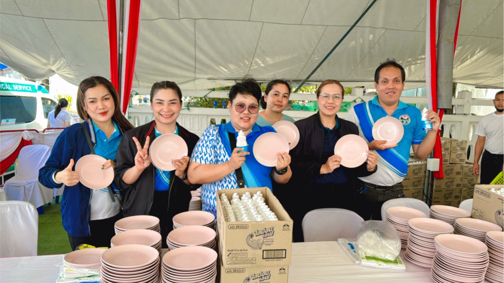 เมื่อคืนวันพุธที่ 19 กุมภาพันธ์ 2568  นายอภิชาติ  สวัสดี นายกเทศมนตรีตำบลเคียนซา มอบหมายให้  พนักงานเทศบาลตำบลเคียนซา เข้าร่วมประจำร้านนาวากาชาด การจัดงานของดีเมืองสุราษฎร์ธานี และกาชาดจังหวัด ประจำปี 2568 
🔰กำหนดจัดงานในระหว่างวันที่ 14-23 กุมภาพันธ์ 2568 ณ บริเวณริมเขื่อนแม่น้ำตาปี อำเภอเมือง จังหวัดสุราษฎร์ธานี